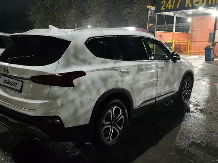 Hyundai Santa Fe 2019 года за 12 300 000 тг. в Алматы – фото 4