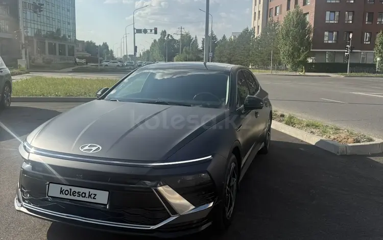 Hyundai Sonata 2023 года за 16 500 000 тг. в Астана