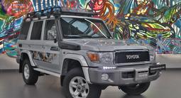 Toyota Land Cruiser 2021 года за 31 190 000 тг. в Алматы – фото 3