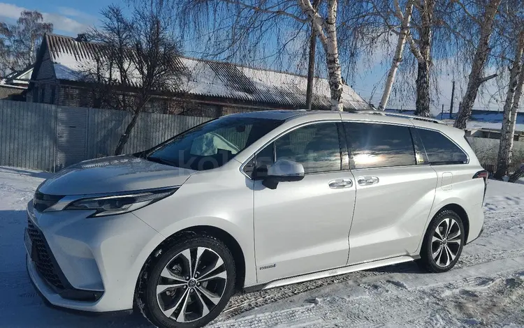 Toyota Sienna 2023 годаүшін26 900 000 тг. в Рудный