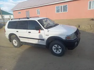 Mitsubishi Montero Sport, 2002