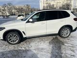 BMW X5 2018 года за 28 000 000 тг. в Актау – фото 2