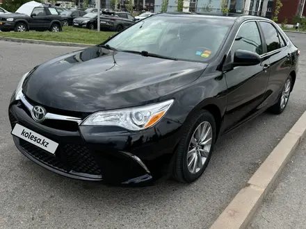 Toyota Camry 2015 года за 9 600 000 тг. в Алматы – фото 2