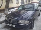 Mercedes-Benz C 180 1994 года за 900 000 тг. в Жезказган – фото 2