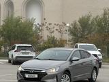 Hyundai Elantra 2020 года за 7 500 000 тг. в Актау – фото 4