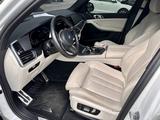 BMW X5 2022 года за 49 399 000 тг. в Актау – фото 5