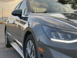 Hyundai Sonata 2021 года за 11 000 000 тг. в Алматы – фото 2