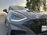 Hyundai Sonata 2021 года за 11 000 000 тг. в Алматы – фото 5