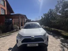 Toyota RAV4, 2025
