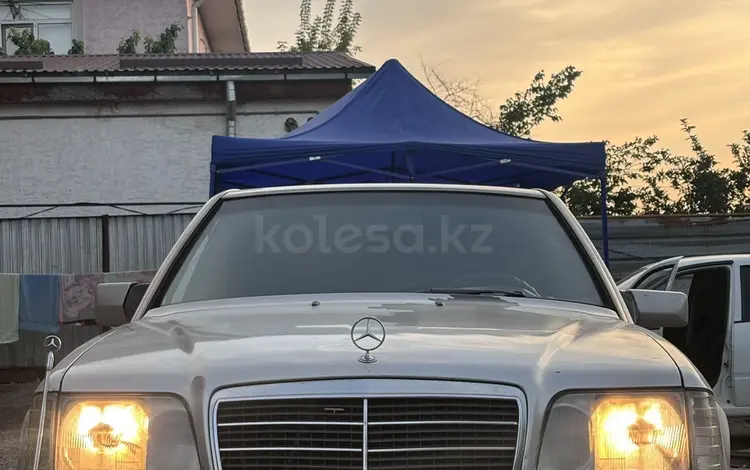 Mercedes-Benz E 200 1992 года за 1 950 000 тг. в Алматы