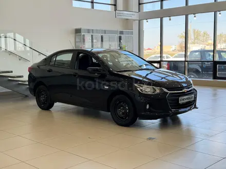 Chevrolet Onix 1LT 2024 года за 7 290 000 тг. в Семей