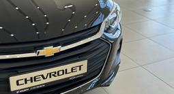 Chevrolet Onix 1LT 2024 годаүшін7 290 000 тг. в Семей – фото 4