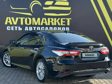 Toyota Camry 2020 года за 13 030 000 тг. в Алматы – фото 24