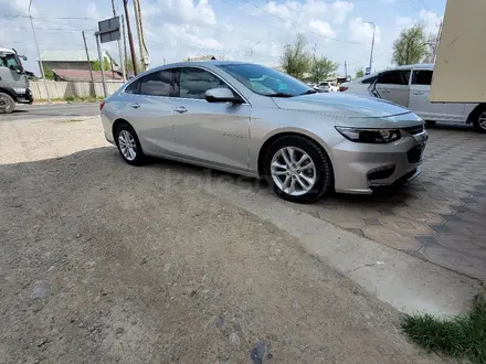 Chevrolet Malibu 2018 года за 8 000 000 тг. в Шымкент – фото 3