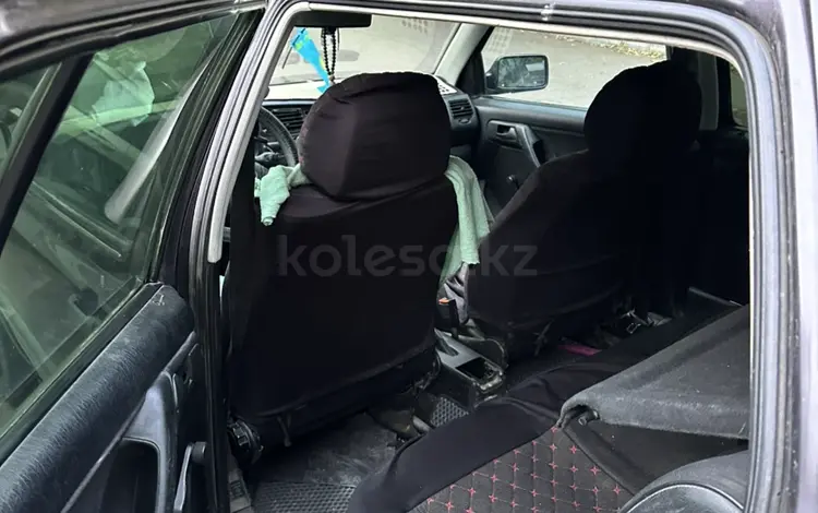 Volkswagen Golf 1993 года за 750 000 тг. в Астана