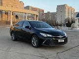 Toyota Camry 2016 года за 6 500 000 тг. в Уральск – фото 2