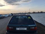 Volkswagen Passat 1993 года за 1 400 000 тг. в Уральск – фото 2