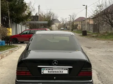 Mercedes-Benz E 280 1992 года за 1 200 000 тг. в Шымкент – фото 2