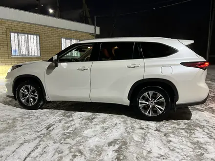 Toyota Highlander 2021 годаүшін27 000 000 тг. в Актобе – фото 2