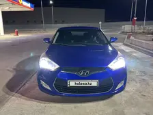 Hyundai Veloster, 2011