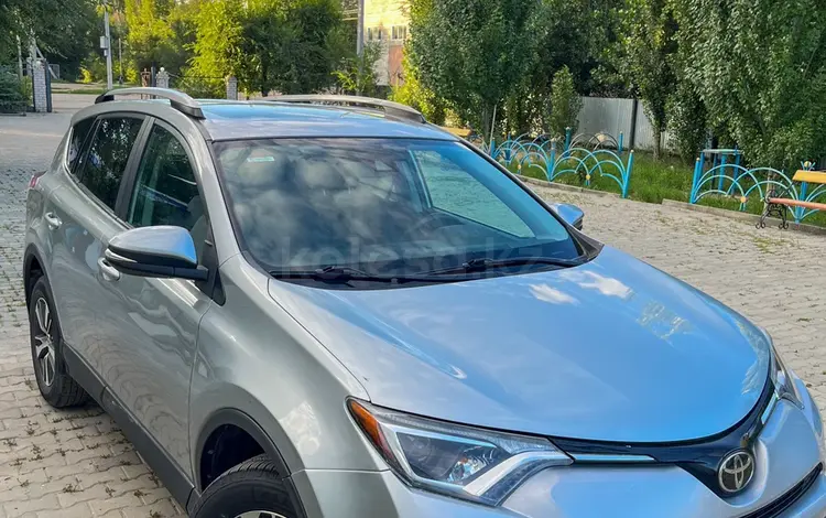 Toyota RAV4 2018 года за 9 250 000 тг. в Шымкент