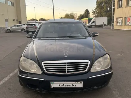 Mercedes-Benz S 500 1999 годаүшін5 000 000 тг. в Алматы – фото 4