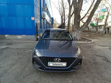 Hyundai Accent 2021 года за 8 800 000 тг. в Уральск