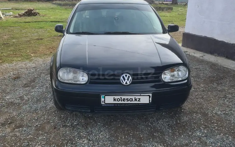 Volkswagen Golf 1998 годаүшін2 600 000 тг. в Алматы