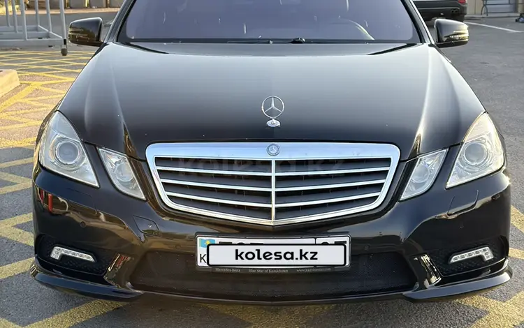 Mercedes-Benz E 200 2011 годаүшін9 500 000 тг. в Алматы