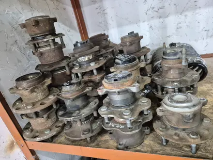Ступичный подшипник ступицы задний за 12 000 тг. в Астана