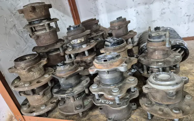 Ступичный подшипник ступицы задний за 12 000 тг. в Астана