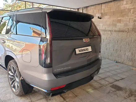 Cadillac Escalade 2021 года за 52 000 000 тг. в Алматы – фото 3
