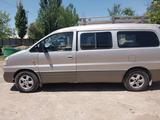 Hyundai Starex 2002 года за 3 000 000 тг. в Жанакорган – фото 2