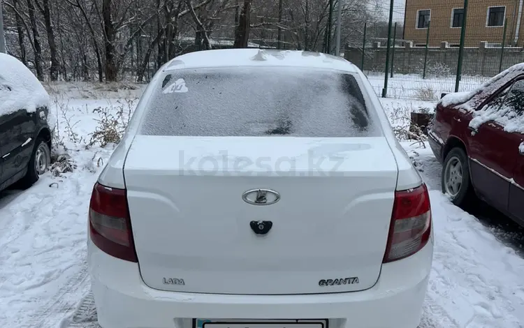 ВАЗ (Lada) Granta 2190 2013 годаүшін2 300 000 тг. в Караганда