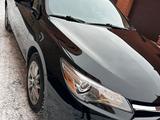 Toyota Camry 2017 годаүшін10 600 000 тг. в Семей