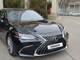 Lexus ES 350 2021 года за 29 000 000 тг. в Алматы