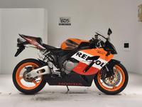 Honda  CBR1000RR 2005 года за 3 490 000 тг. в Шымкент