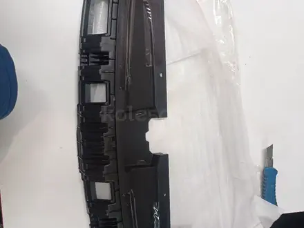 Киа Серота накладка радиатора за 5 500 тг. в Астана