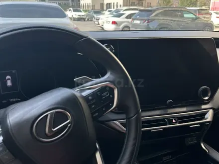 Lexus RX 350 2024 года за 35 000 000 тг. в Актау – фото 4