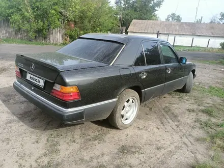 Mercedes-Benz E 300 1990 года за 1 200 000 тг. в Костанай – фото 3