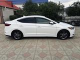 Hyundai Elantra 2017 годаүшін6 500 000 тг. в Уральск