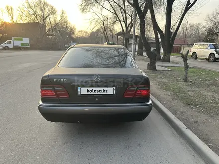 Mercedes-Benz E 280 1996 года за 2 800 000 тг. в Алматы – фото 3