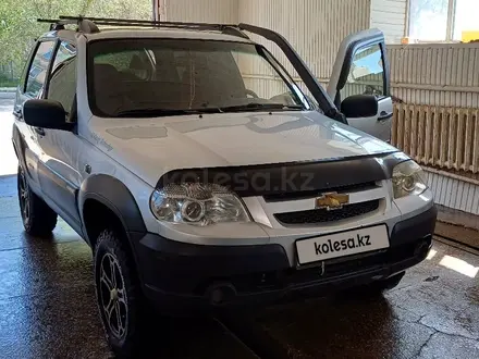 Chevrolet Niva 2012 года за 2 900 000 тг. в Актобе – фото 13