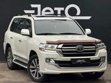 Toyota Land Cruiser Luxe 2019 года за 35 990 000 тг. в Алматы