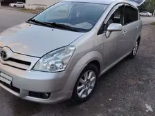 Toyota Corolla, 2005