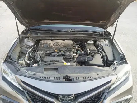 Toyota Camry 2020 года за 9 800 000 тг. в Алматы – фото 15