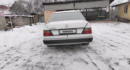 Mercedes-Benz E 200 1990 года за 780 000 тг. в Алматы – фото 5