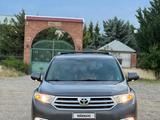 Toyota Highlander 2012 года за 9 000 000 тг. в Уральск – фото 3