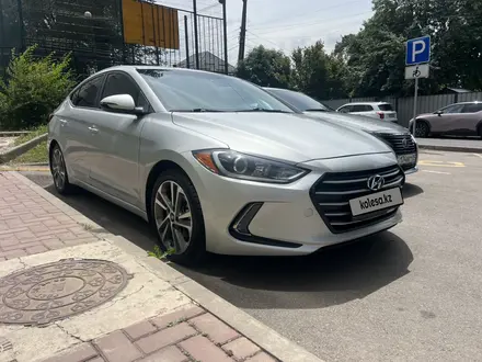 Hyundai Elantra 2017 года за 8 100 000 тг. в Алматы – фото 4