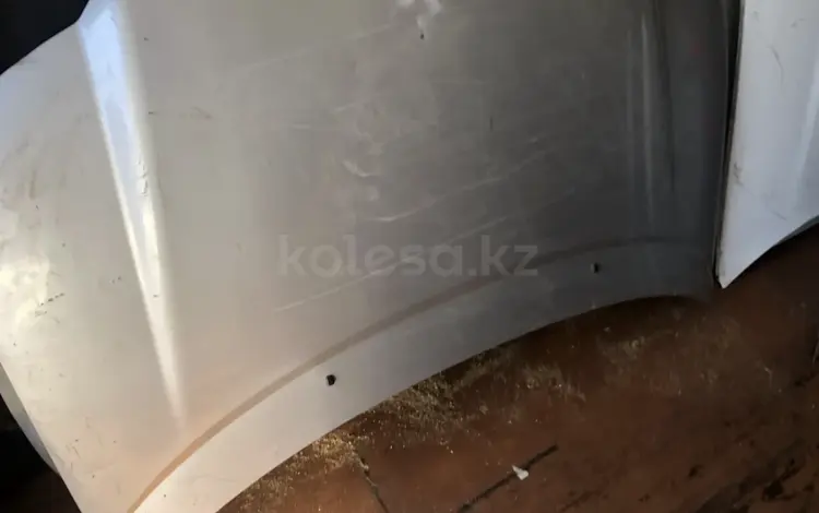 Капот за 40 000 тг. в Астана